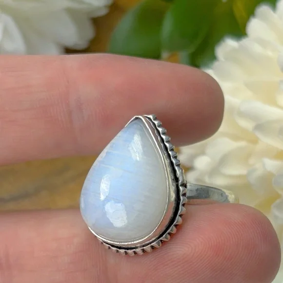 Blue Purple Rainbow Moonstone Ring Size 7 Pear New Sterling Silver 925 Overlay - Picture 6 of 9